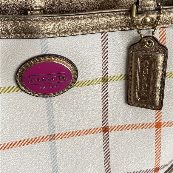 White Coach Purse - Picture 2 of 4